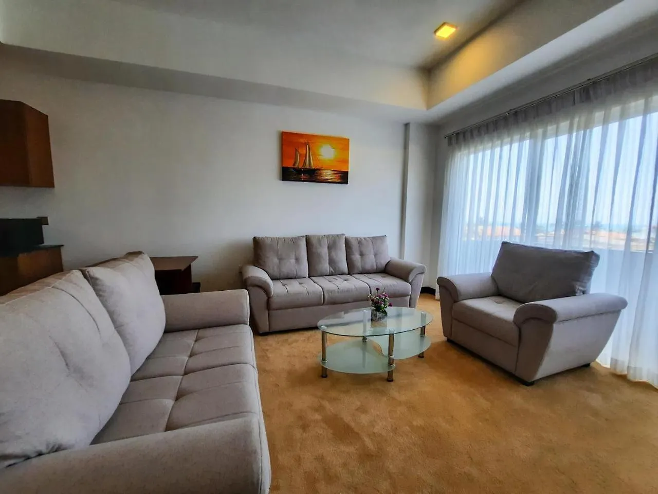 נגומבו Ocean Breeze Residence Blue Sky