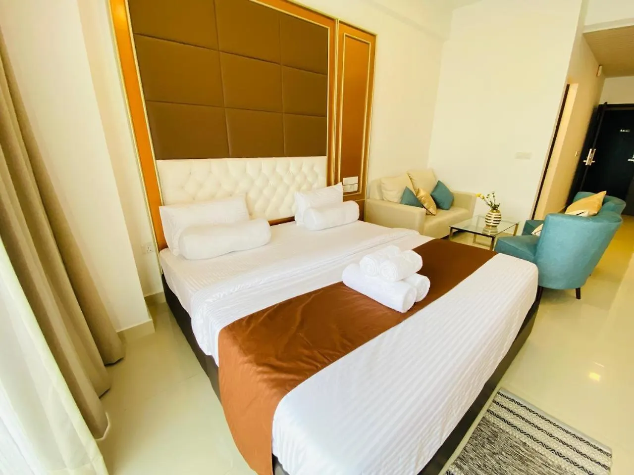 דירה נגומבו Ocean Breeze Residence Blue Sky